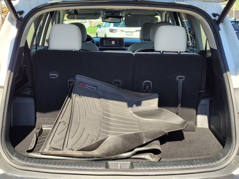 Used 2021 Kia Telluride EX w/ EX Premium Package image 10