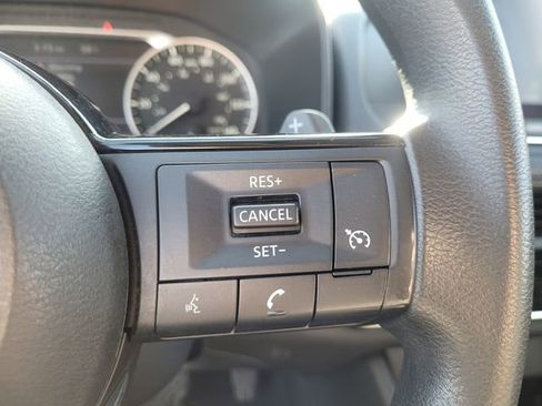 Used 2021 Nissan Rogue S image 23