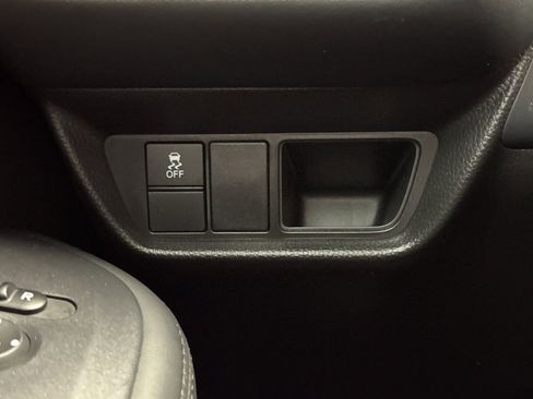 Used 2025 Honda HR-V LX image 27