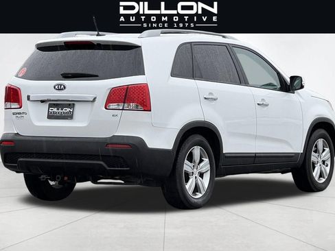 Used 2012 Kia Sorento EX w/ Premium Plus Pkg FWD image 4