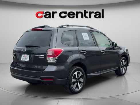 Used 2017 Subaru Forester 2.5i w/ Alloy Wheel Package AWD/4WD image 5