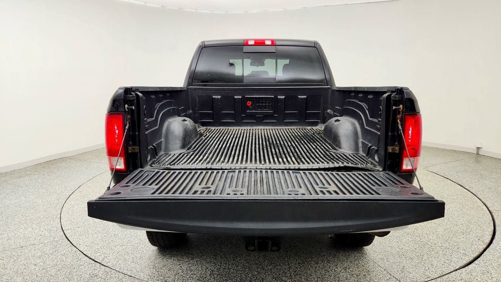 Used 2016 RAM 2500 SLT AWD/4WD image 19