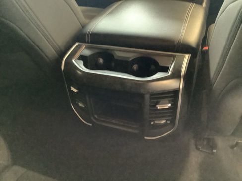 Used 2019 RAM 1500 Big Horn AWD/4WD image 15
