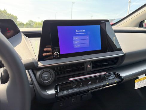 New 2026 Toyota Prius LE FWD image 17