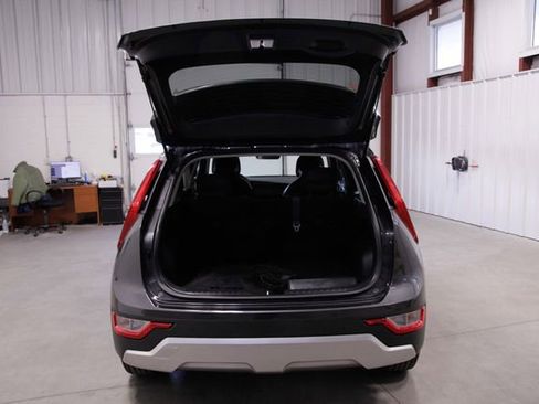 Used 2023 Kia Niro EX FWD image 19