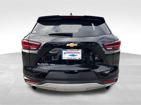 Used 2025 Chevrolet Blazer LT AWD/4WD image 4