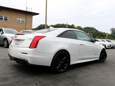 Used 2017 Cadillac ATS V w/ Luxury Package image 2