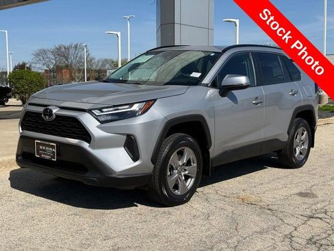 Used 2024 Toyota RAV4 XLE w/ Convenience Package AWD/4WD image 8