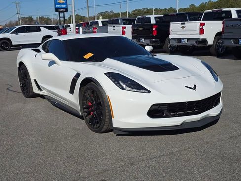 Used 2019 Chevrolet Corvette Z06 image 1