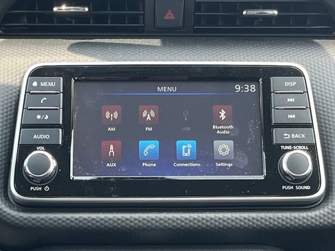 New 2025 Nissan Kicks Play S image 23