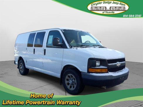 Used 2009 Chevrolet Express 1500 image 1