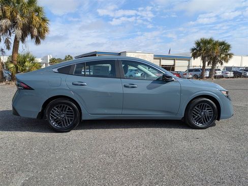 New 2026 Nissan Sentra SV w/ SV Convenience Package image 3