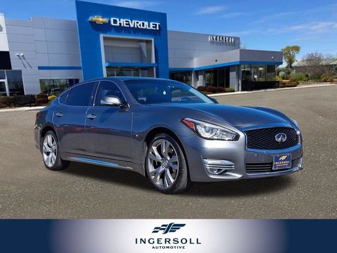 Used 2017 INFINITI Q70 L 3.7 w/ Deluxe Touring Package AWD/4WD image 1