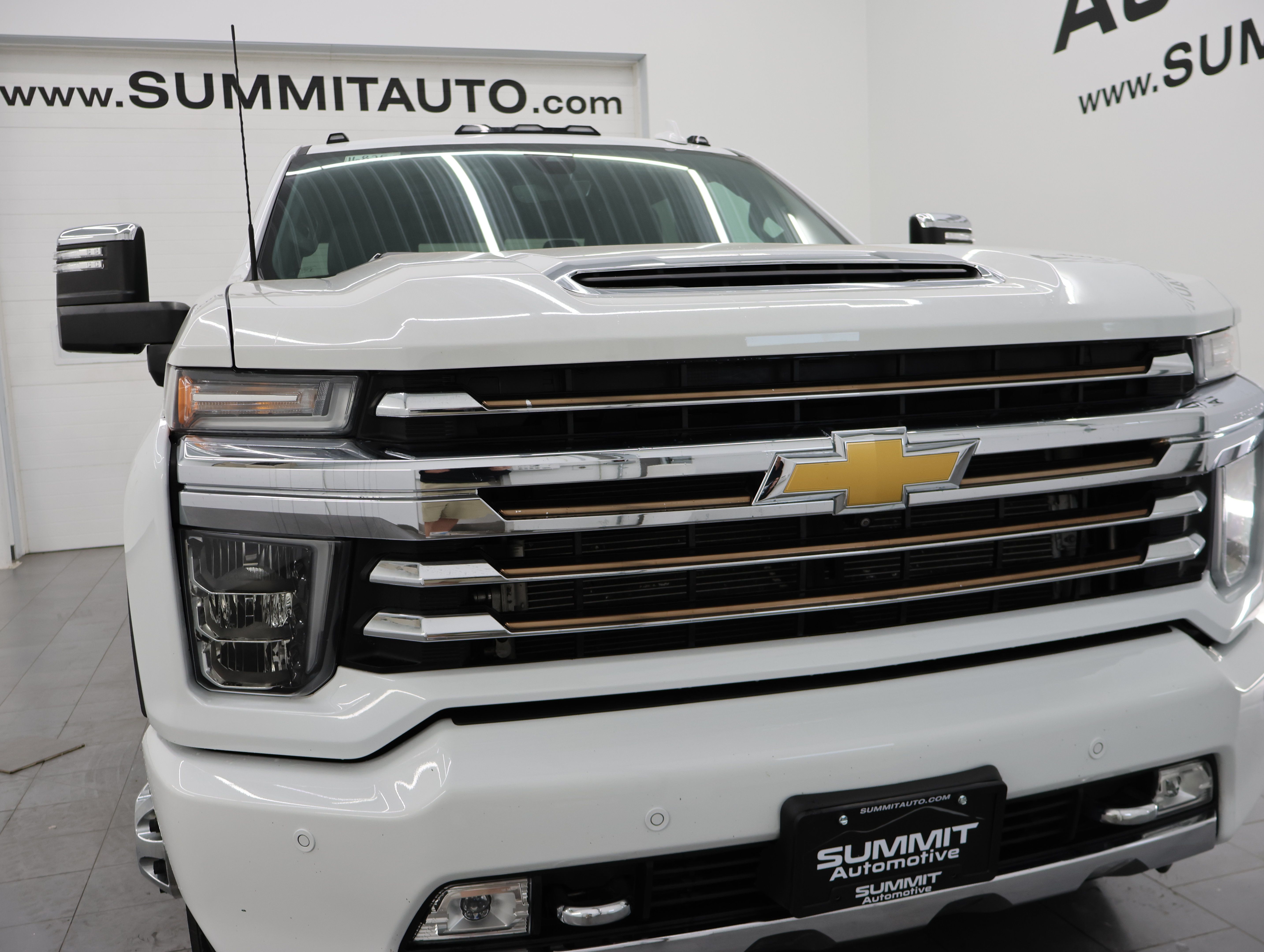 Used 2022 Chevrolet Silverado 3500 High Country w/ Snow Plow Prep/Camper Package AWD/4WD image 28