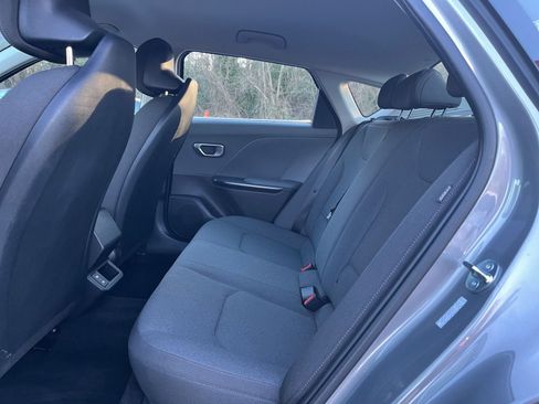 Used 2025 Kia K4 LXS image 24