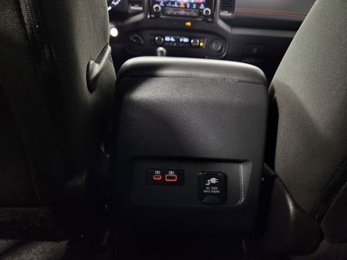 Used 2022 Nissan Frontier PRO-4X AWD/4WD image 16