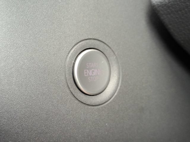 Used 2023 Volkswagen ID.4 Pro RWD image 40