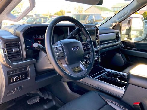 Used 2024 Ford F250 Lariat w/ Lariat Ultimate Package image 15