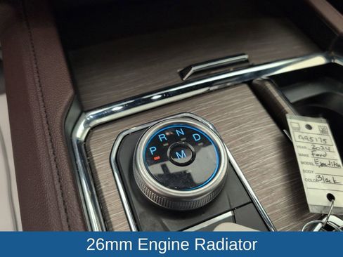 Used 2024 Ford Expedition Max Limited image 32