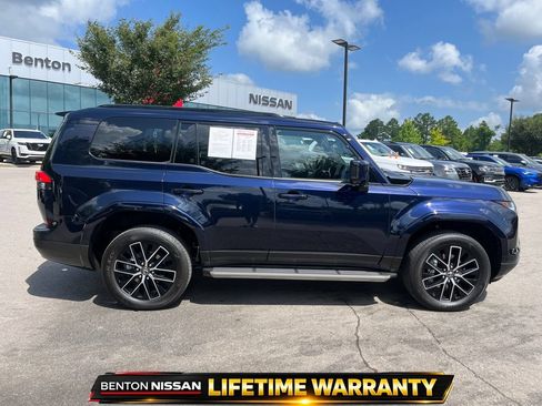 Used 2026 Lexus GX 550 w/ Accessory Package (2T) AWD/4WD image 9