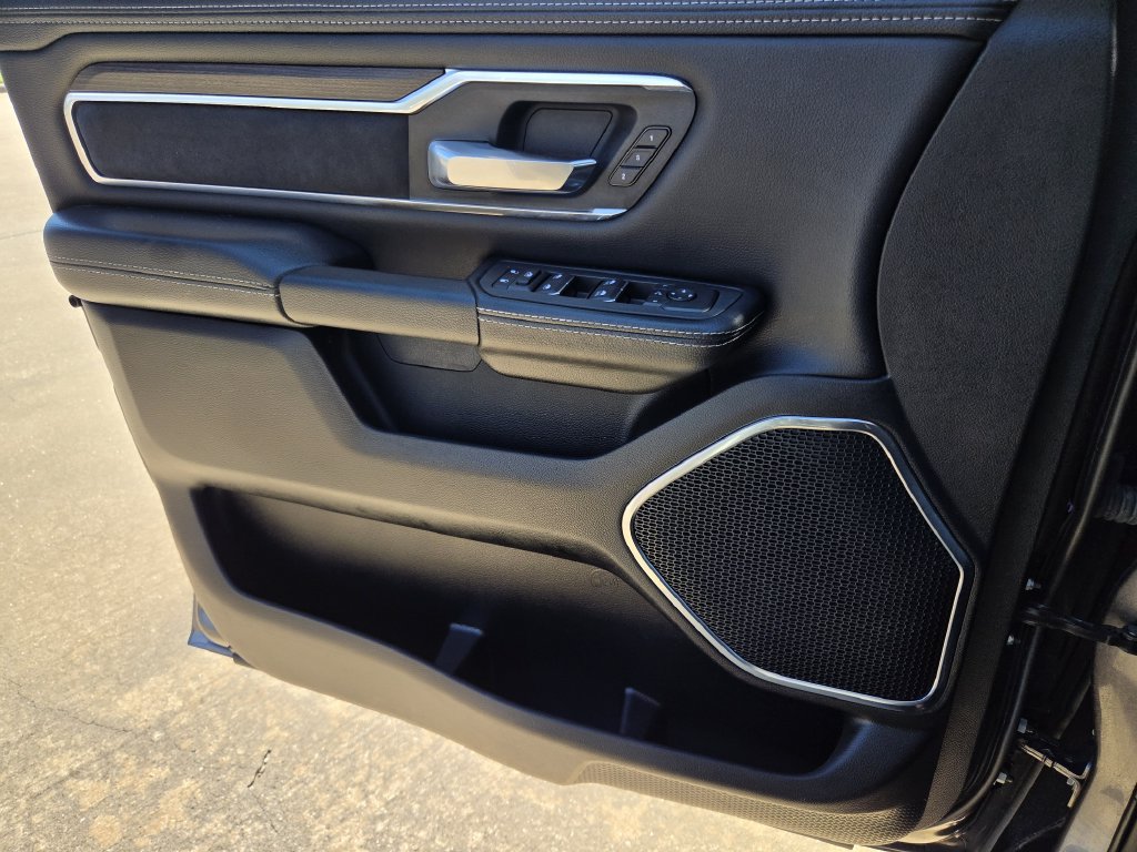 Used 2026 RAM 1500 Laramie AWD/4WD image 24