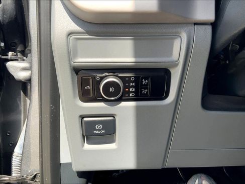 Used 2023 Ford F150 XLT image 33