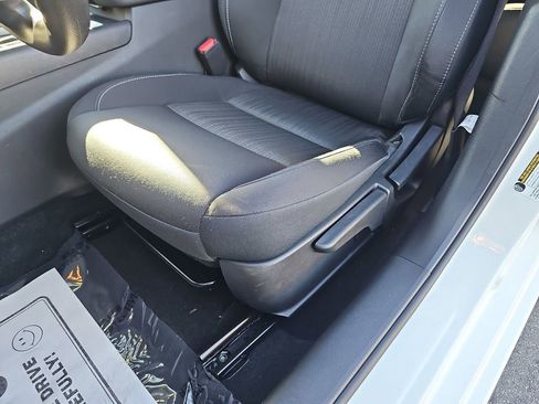 Used 2025 Nissan Altima 2.5 S image 33