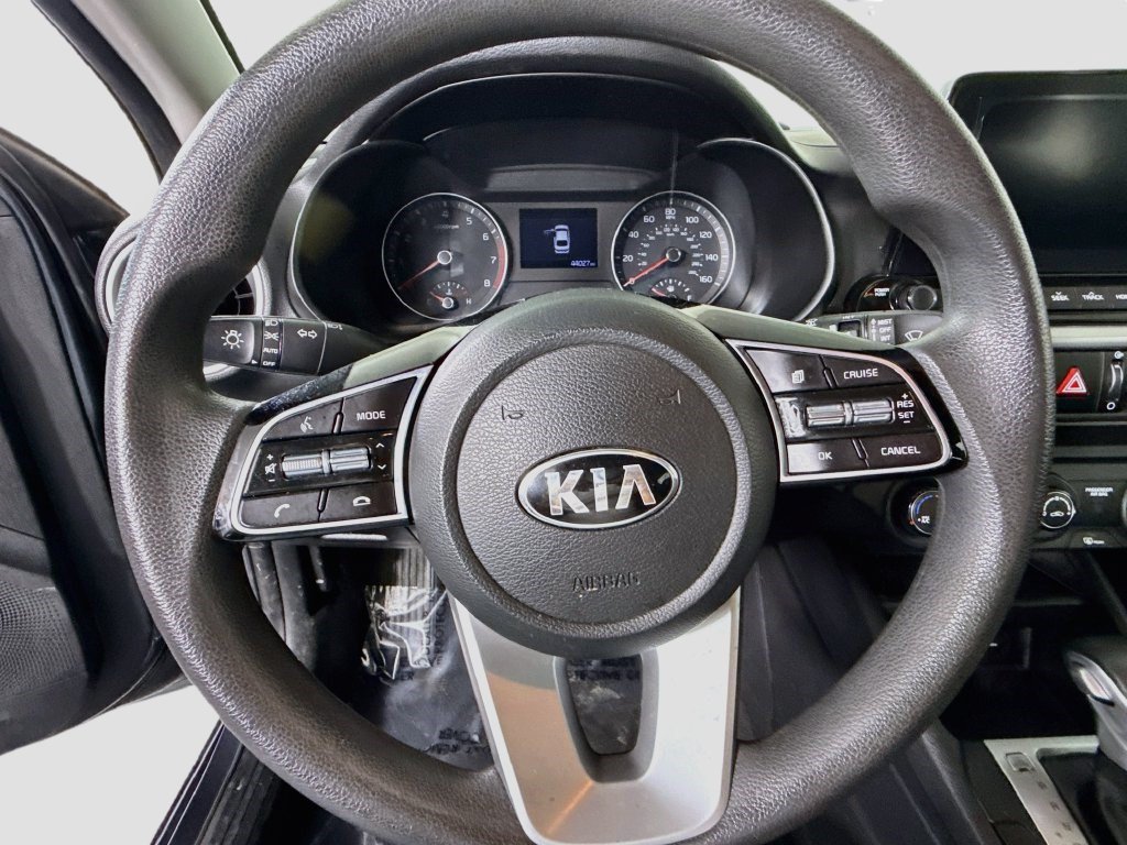 Used 2020 Kia Forte LXS FWD image 12