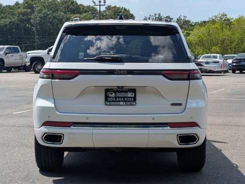 Used 2023 Jeep Grand Cherokee Overland w/ Adv Protech Group III RWD image 8