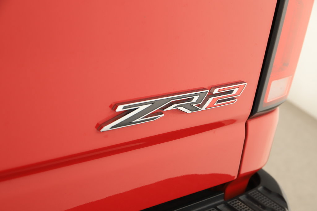 Used 2025 Chevrolet Silverado 2500 ZR2 AWD/4WD image 27