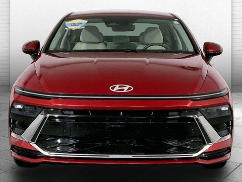 Used 2025 Hyundai Sonata SEL FWD image 2