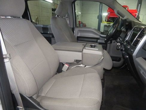 Used 2017 Ford F150 XLT w/ Equipment Group 302A Luxury AWD/4WD image 35