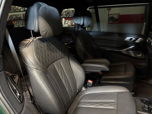 Used 2024 BMW X7 M60i w/ Executive Package AWD/4WD image 21
