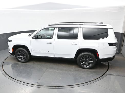 New 2026 Jeep Grand Wagoneer Limited image 20