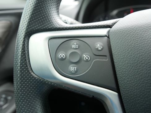 Used 2024 GMC Terrain SLE w/ Driver Convenience Package image 18