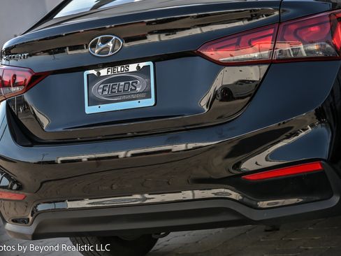 Used 2022 Hyundai Accent SEL image 14