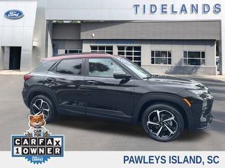 Used 2023 Chevrolet TrailBlazer RS w/ Sun and Liftgate Package image 1
