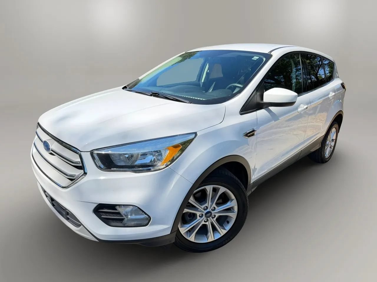 Used 2019 Ford Escape SE FWD image 7