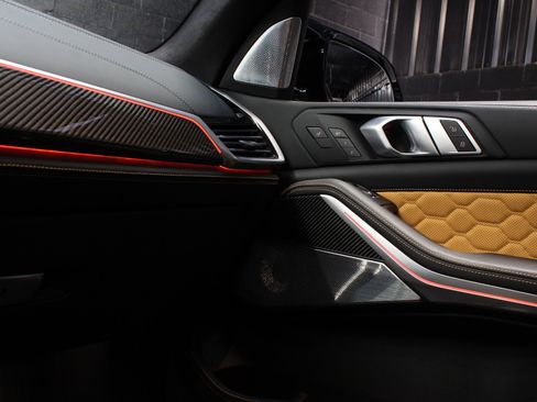 Used 2021 BMW X5 M w/ Competition Package image 75