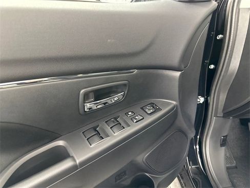 New 2025 Mitsubishi Outlander Sport ES image 18