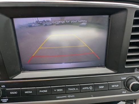 Used 2018 Hyundai Elantra Value Edition FWD image 14