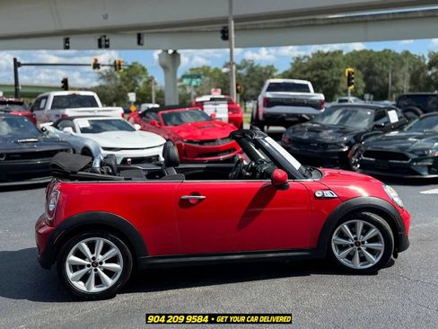 Used 2014 MINI Cooper S FWD image 9