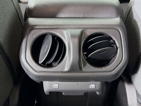 Used 2025 Jeep Wrangler Sport image 24