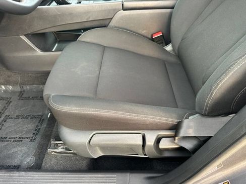 Used 2023 Nissan Rogue S AWD/4WD image 23