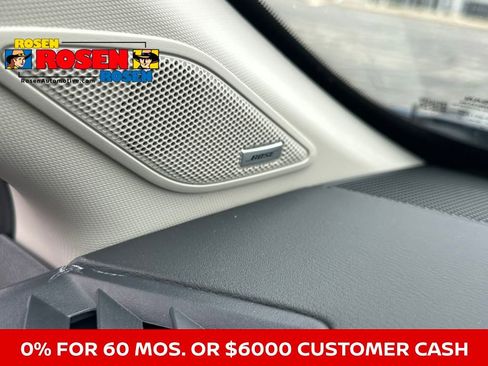 New 2025 Nissan Murano SL image 14