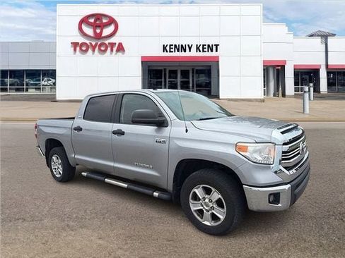 Used 2016 Toyota Tundra SR5 w/ SR5 Upgrade Package AWD/4WD image 1