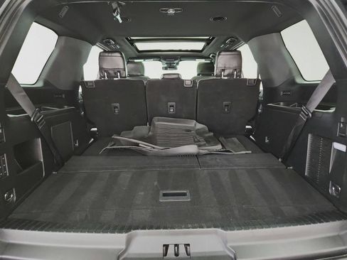 Used 2020 Ford Expedition Limited w/ Equipment Group 301A AWD/4WD image 38