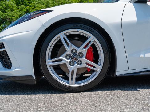 Used 2022 Chevrolet Corvette Stingray Preferred Cpe w/ Battery Protection Package RWD image 9