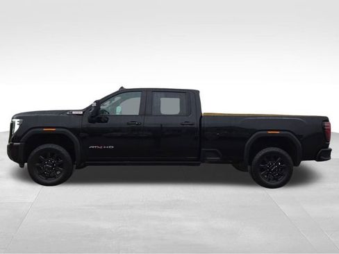 Used 2025 GMC Sierra 3500 AT4 w/ AT4 Premium Plus Package image 9