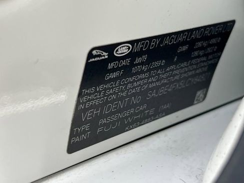 Used 2020 Jaguar XF Prestige image 35